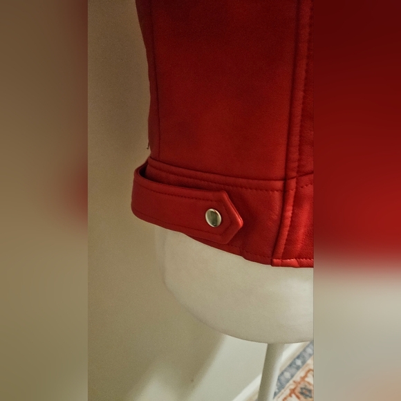 ZARA TRAFALUC Red Moto faux leather jacket. Size XL - Picture 15 of 16